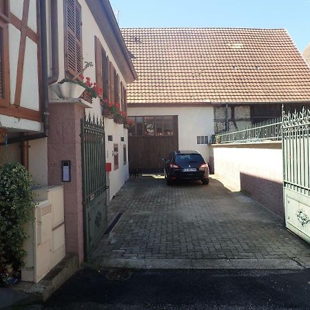 Les Gites De La Tour, Appartement "La Plaine" Saint-Hippolyte Kültér fotó